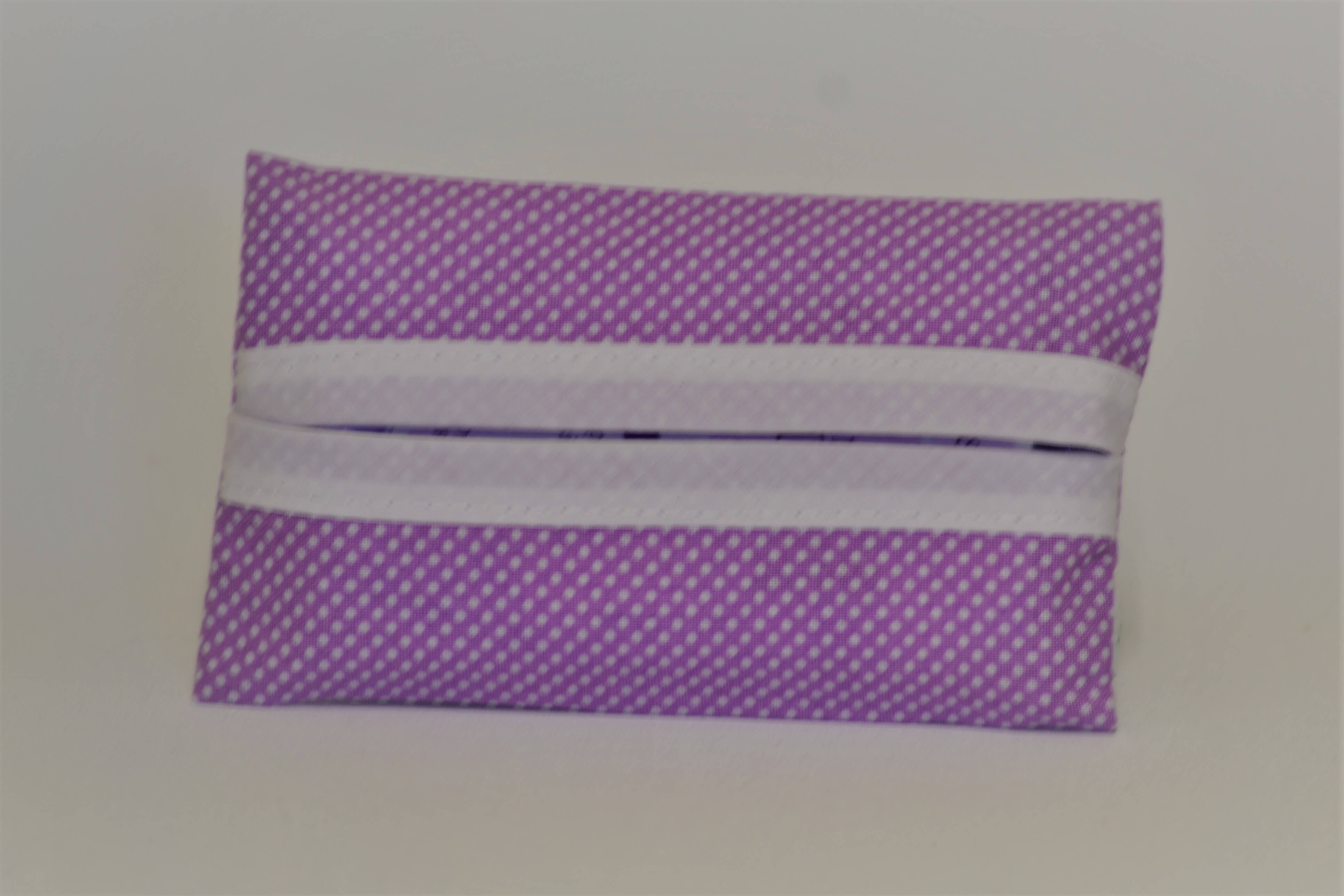 Wet wipes cover in lilac and white edging wet wipes cover