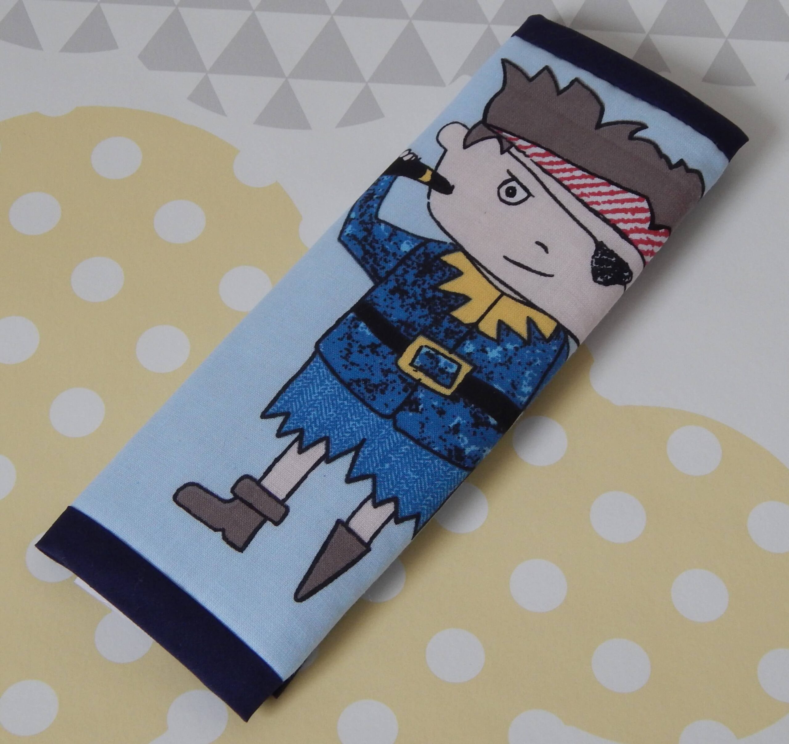 K180 kids seat belt cover pirate with navy