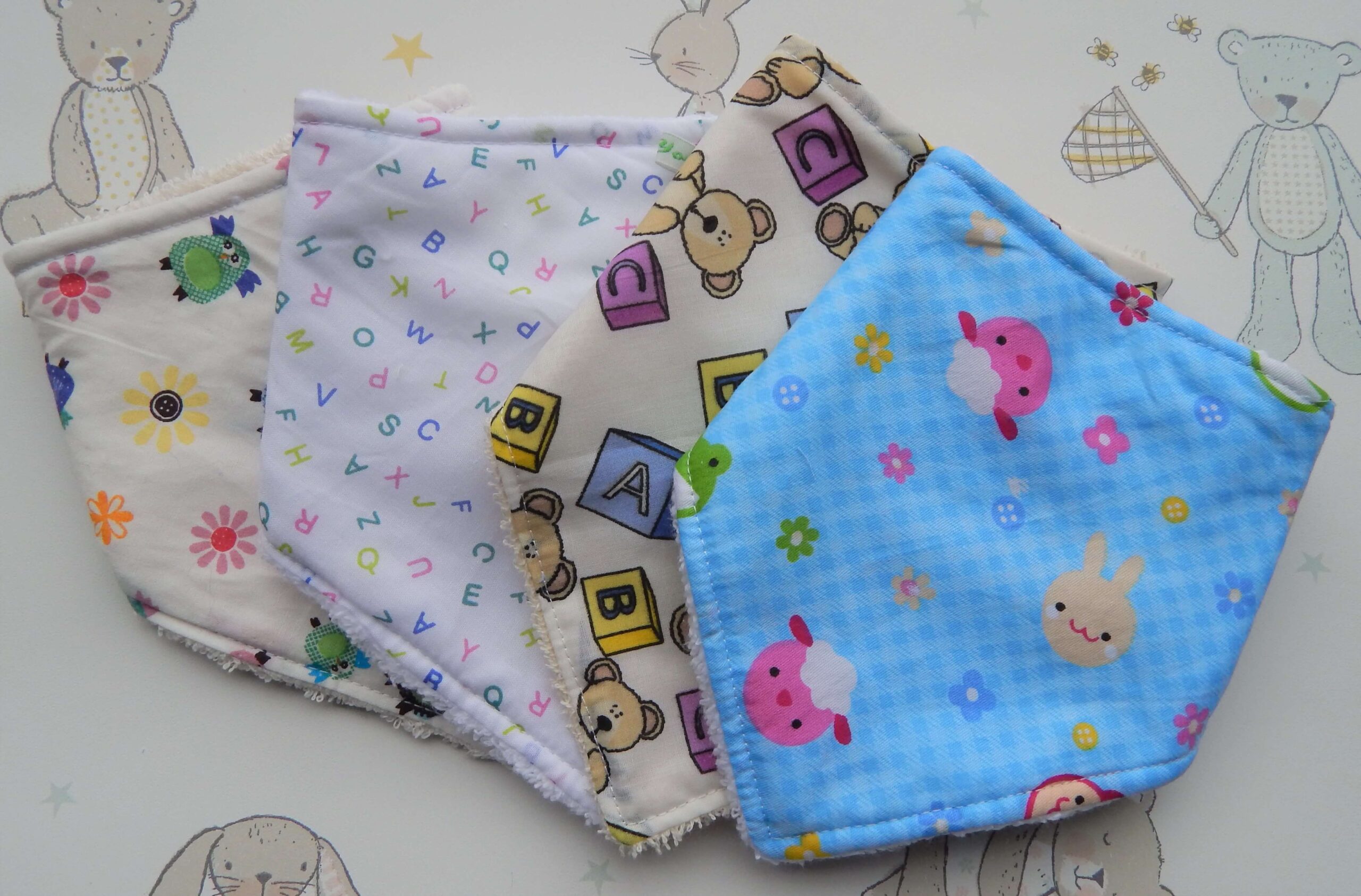 B017 beige bandana bibs 3 0-6m