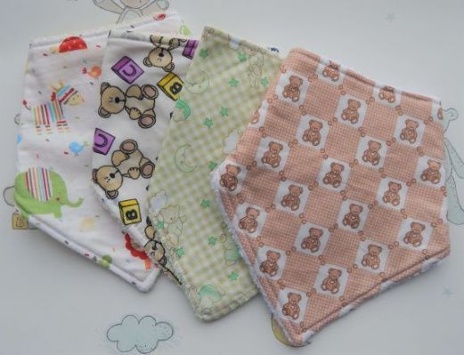 B021 baby beige bandana bibs 7 6-12m