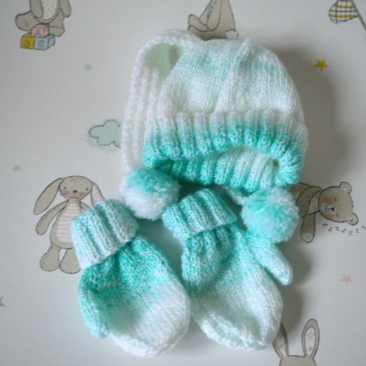 B241 Baby hat scarf & mitts mint gradual