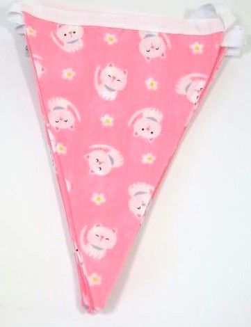 H039 Bunting fabric pink cats