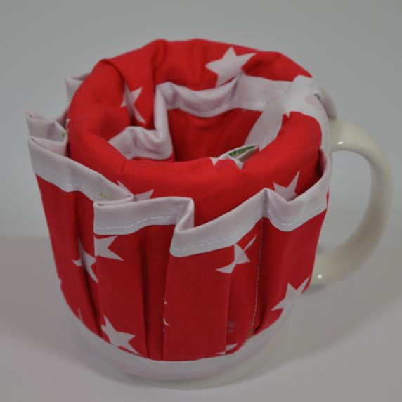 H396 Mug organiser red white stars ditto white