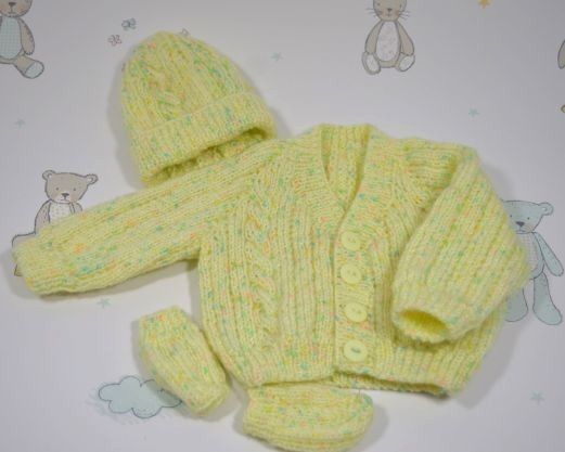 B111 baby cardigan hat & mitts yellow mottled