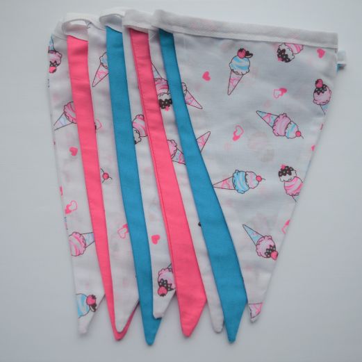 K022 bunting fabric ice cream